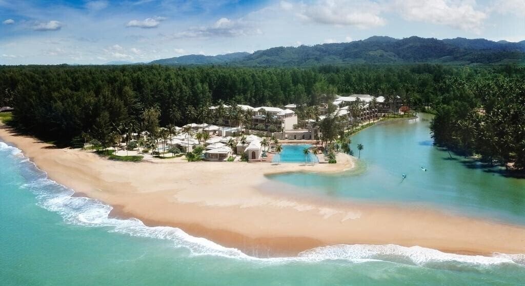 Фото Devasom Khao Lak Beach Resort & Villas 5*