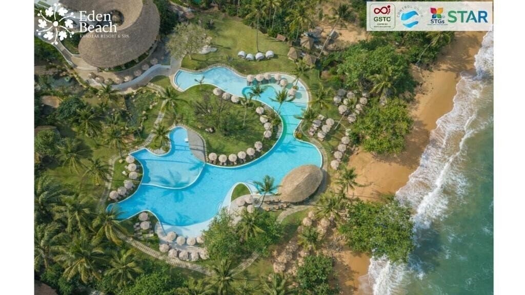 Отель Eden Beach Resort & SPA 5*