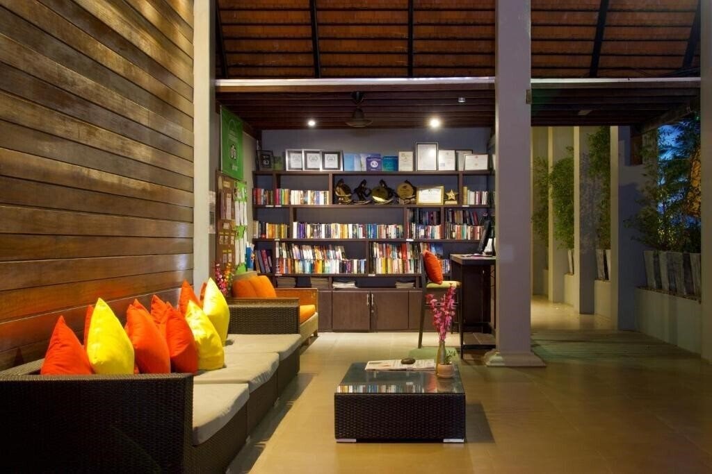 Фотография Chong Fah Beach Resort 4*