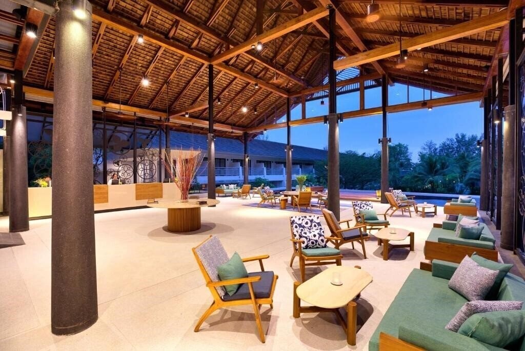 Картинка Outrigger Khao Lak Beach Resort 5*
