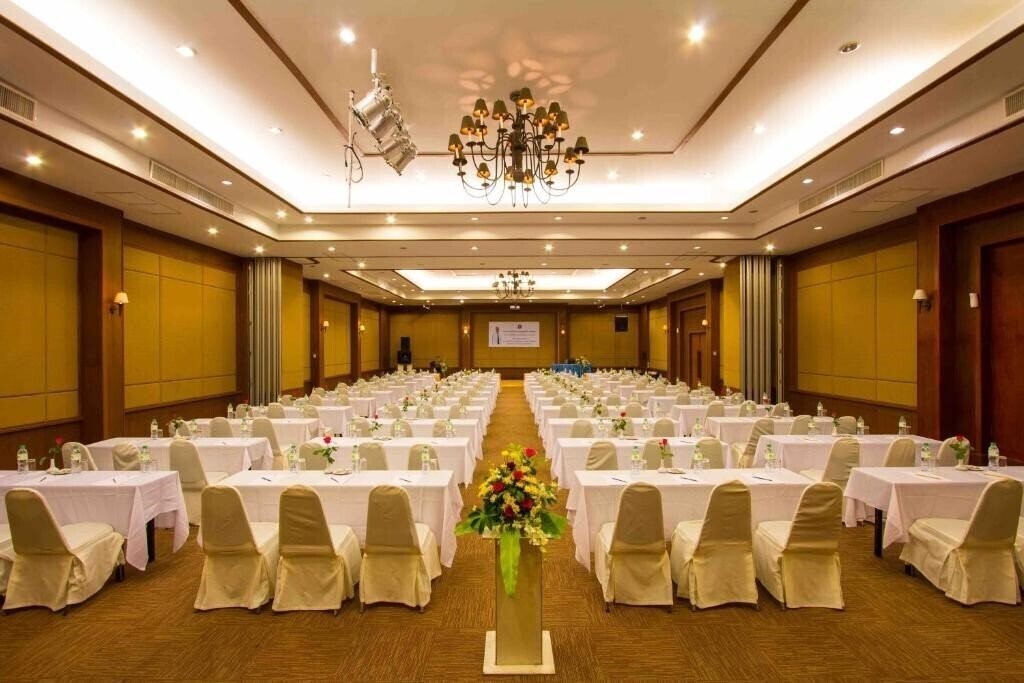 Картинка Palm Galleria Resort 3*