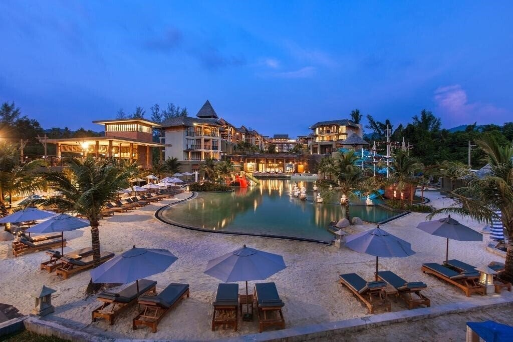 Фото Mai Khao Lak Beach Resort & Spa 5*