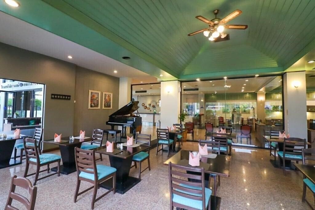 Зображення Hua Hin Grand Hotel & Plaza 3*
