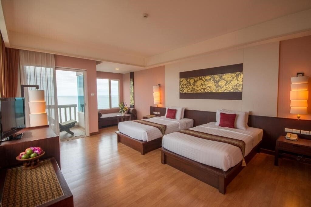 Изображение Grand Pacific Sovereign Resort 5*