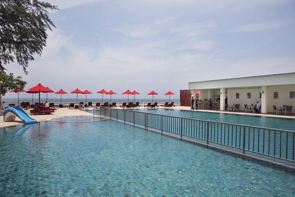 Фотографія Chom View Hotel Hua Hin 3*