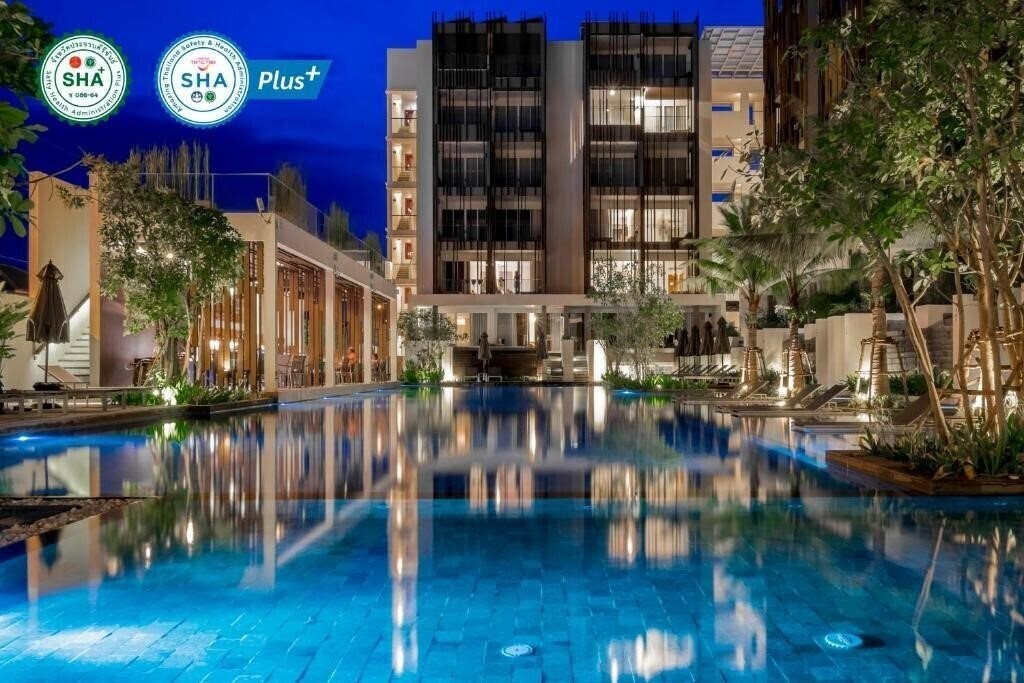 Готель G Hua Hin Resort And Mall 4*