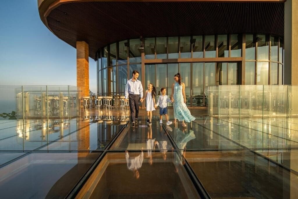 Картинка Holiday Inn Vana Nava 4*