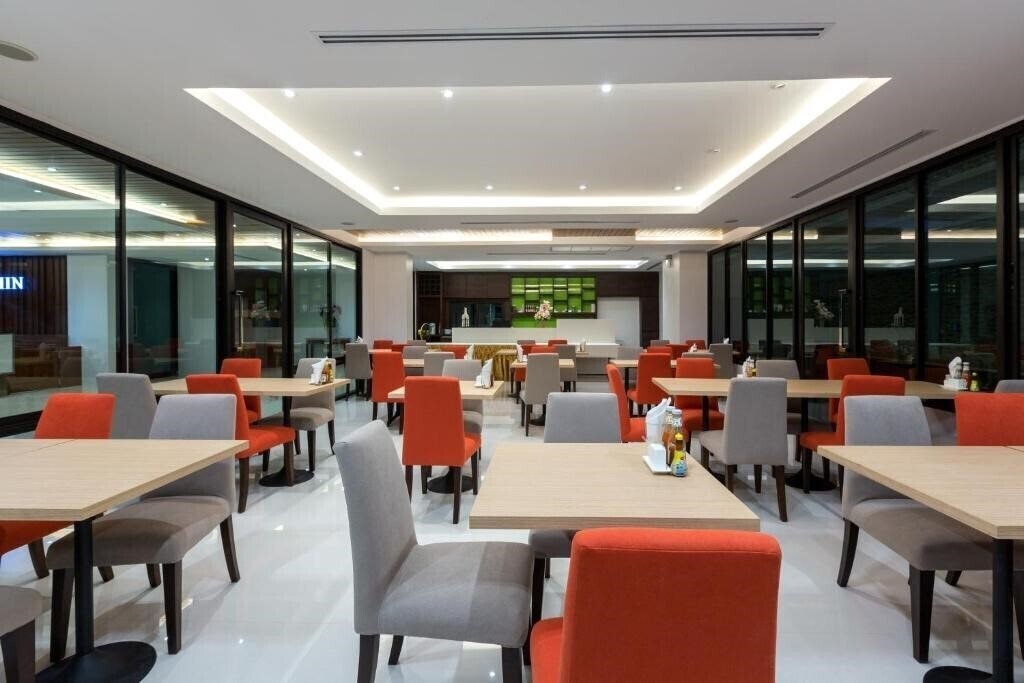 Фотографія Riche Hotel Hua Hin 3*