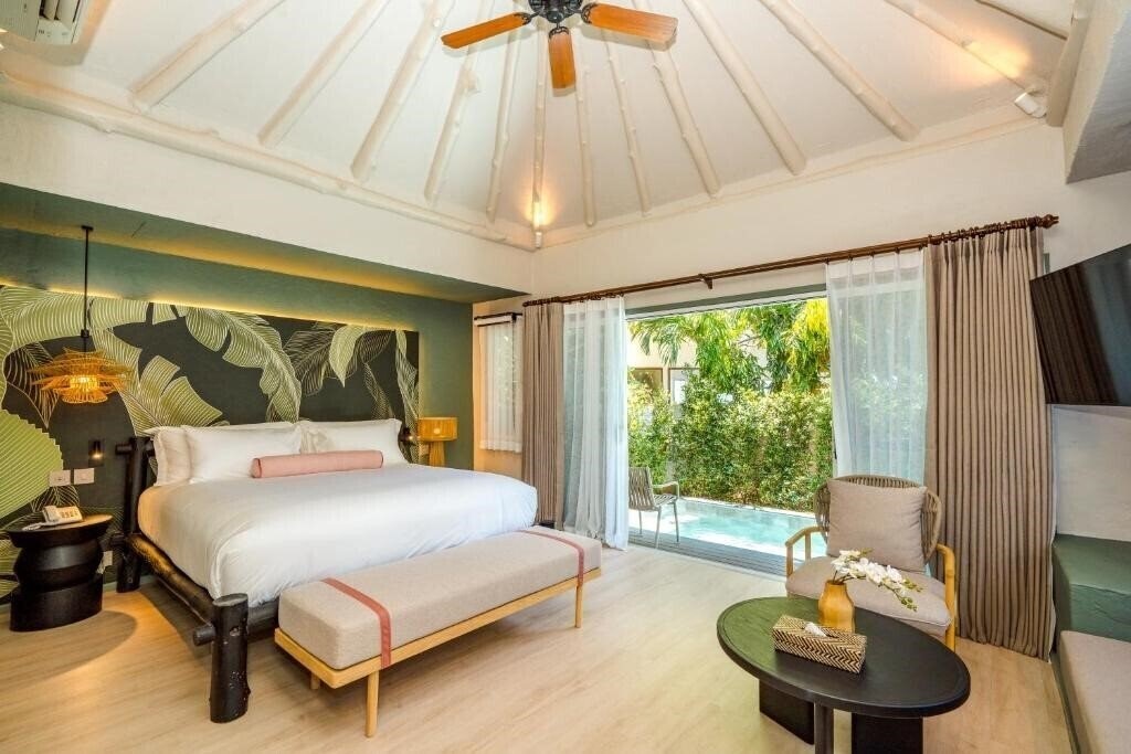 Фото Supatra Hua Hin Resort 4*