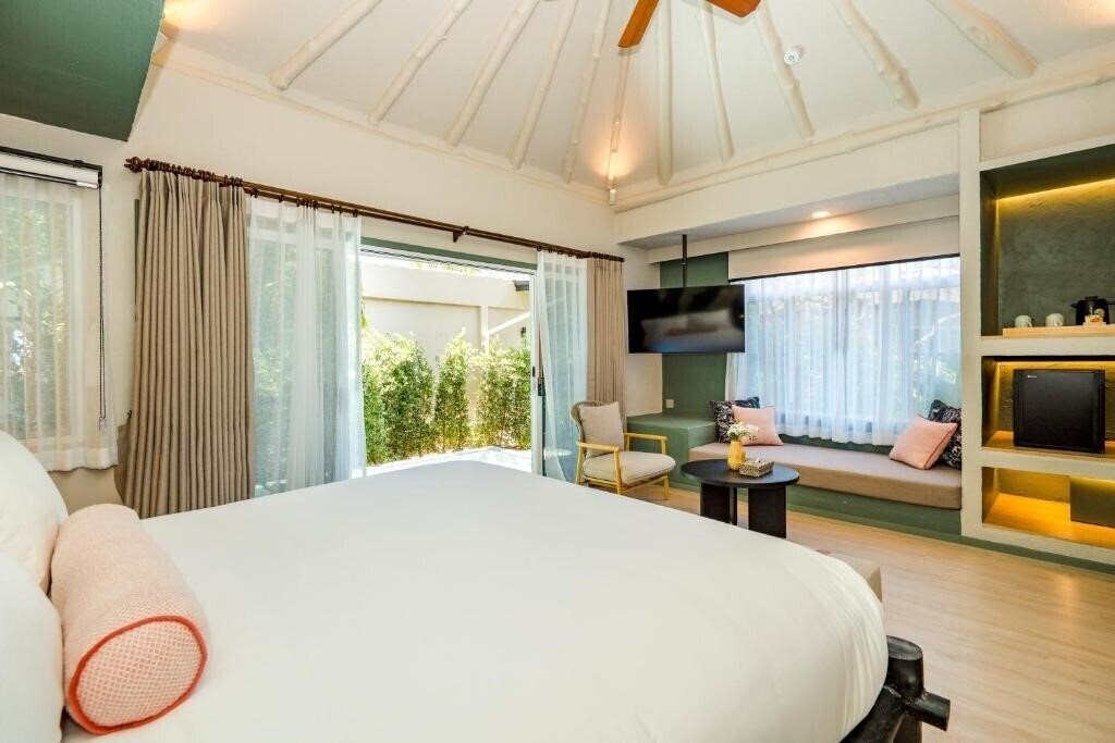 Изображение Supatra Hua Hin Resort 4*