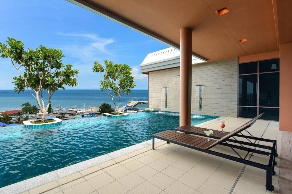 Изображение Hisea Hua Hin Hotel 4*