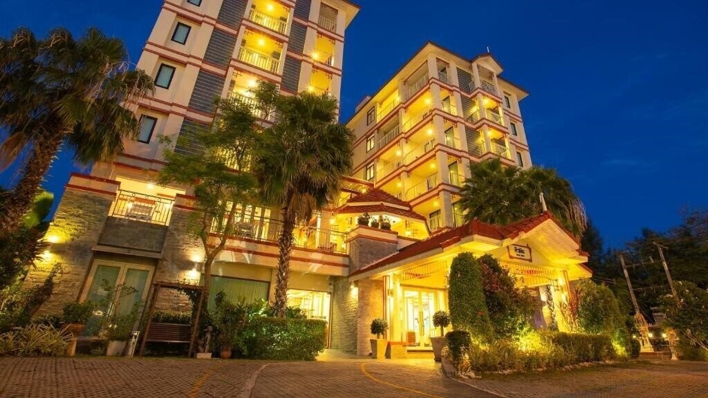 Готель Kiang Haad Beach Hua Hin 4*