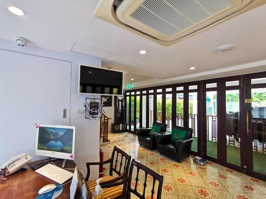 Картинка Lertnimit Boutique Hotel 3*