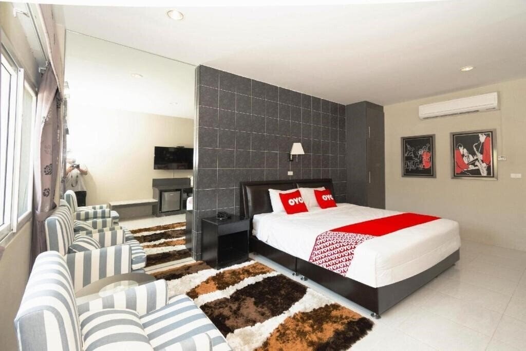 Фото Pom Pom Residence By Oyo Rooms 3*