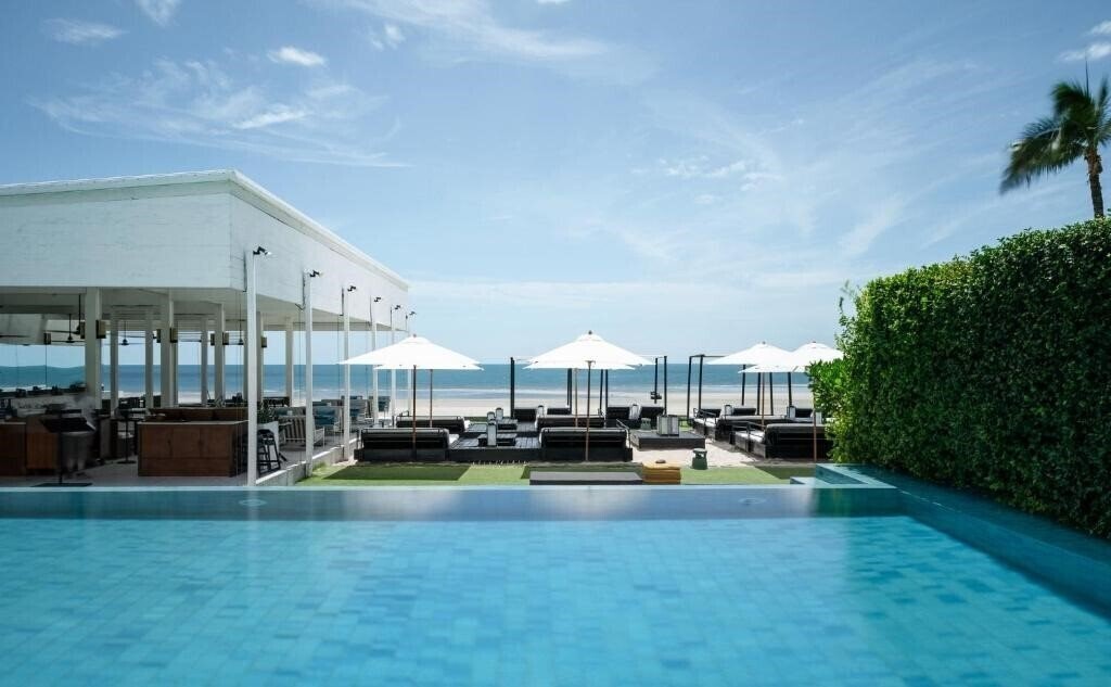 Готель Putahracsa Hua Hin 4*