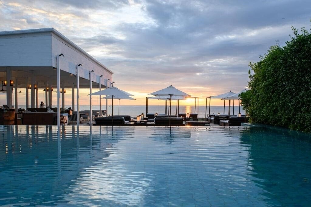 Фотографія Putahracsa Hua Hin 4*
