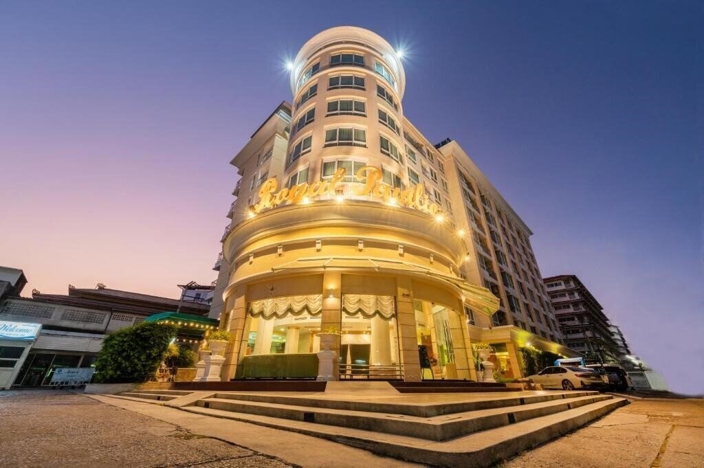 Готель Royal Pavilion Hua Hin 4*