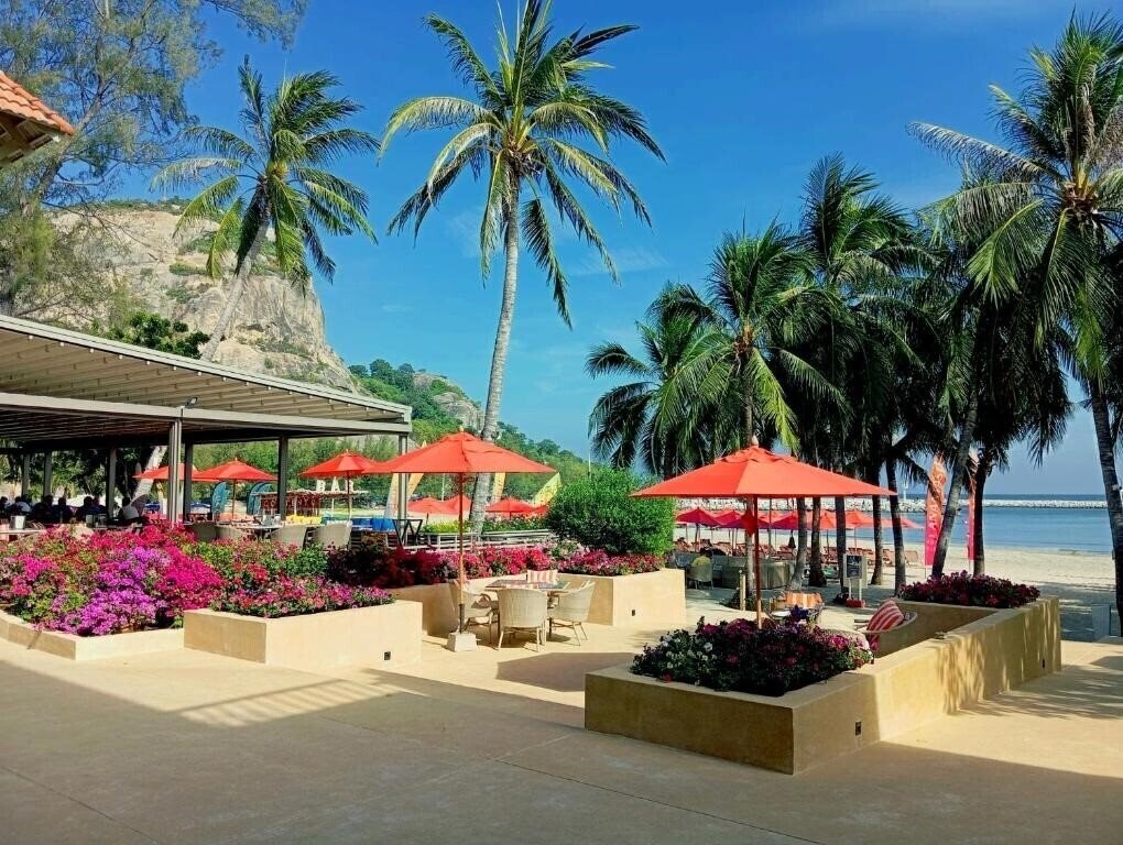 Отель Anantasila Beach Resort 4*