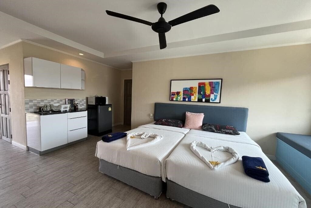 Фотография Surf & Sand Resort 3*