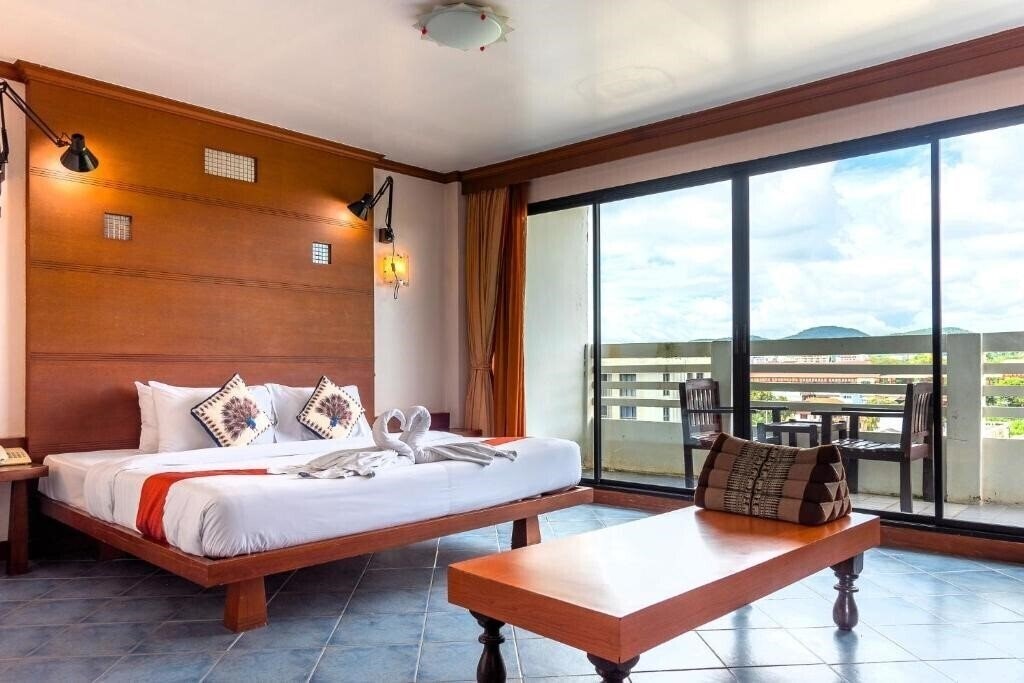 Фото Hua Hin Loft Hotel 3*