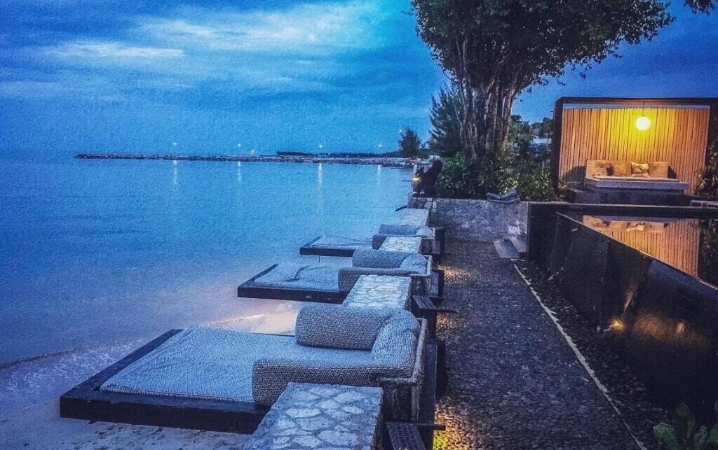 Отель Cher Resort 4*