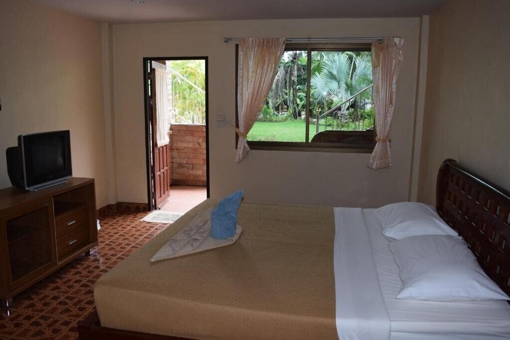 Отель Sofia Garden Resort 2*