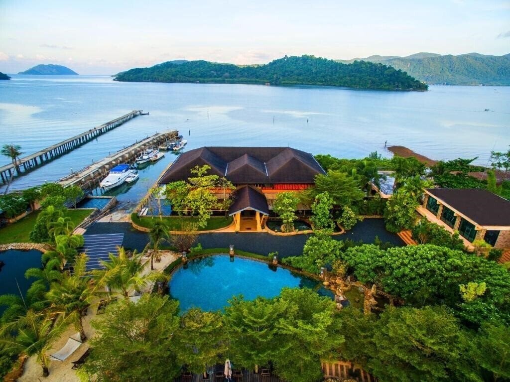 Готель Parama Koh Chang By Epikurean Lifestyle 4*