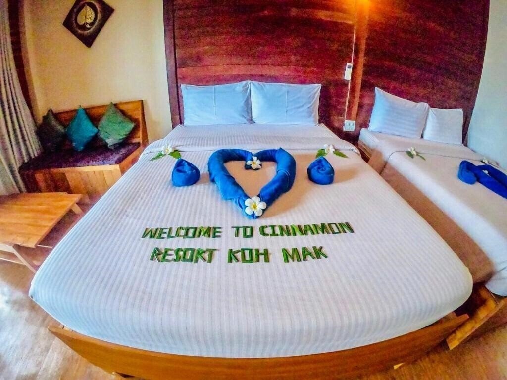 Фото The Cinnamon Art Resort & Spa 3*