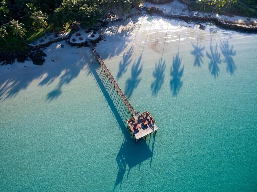 Готель The Beach Natural Resort Koh Kood 4*