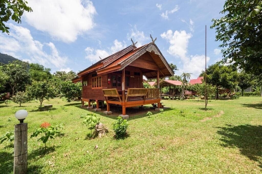 Изображение Oyo 1143 Phet Luran Thai Resort Kohchang 2*