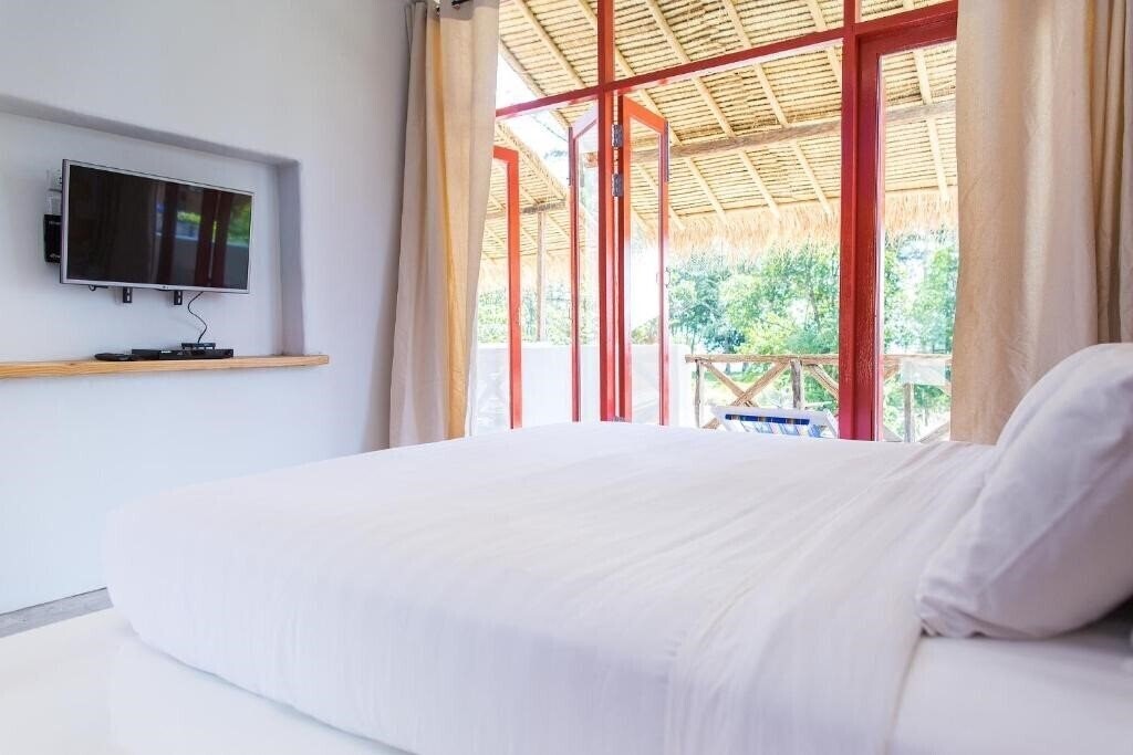 Картинка Pajamas Koh Chang 3*