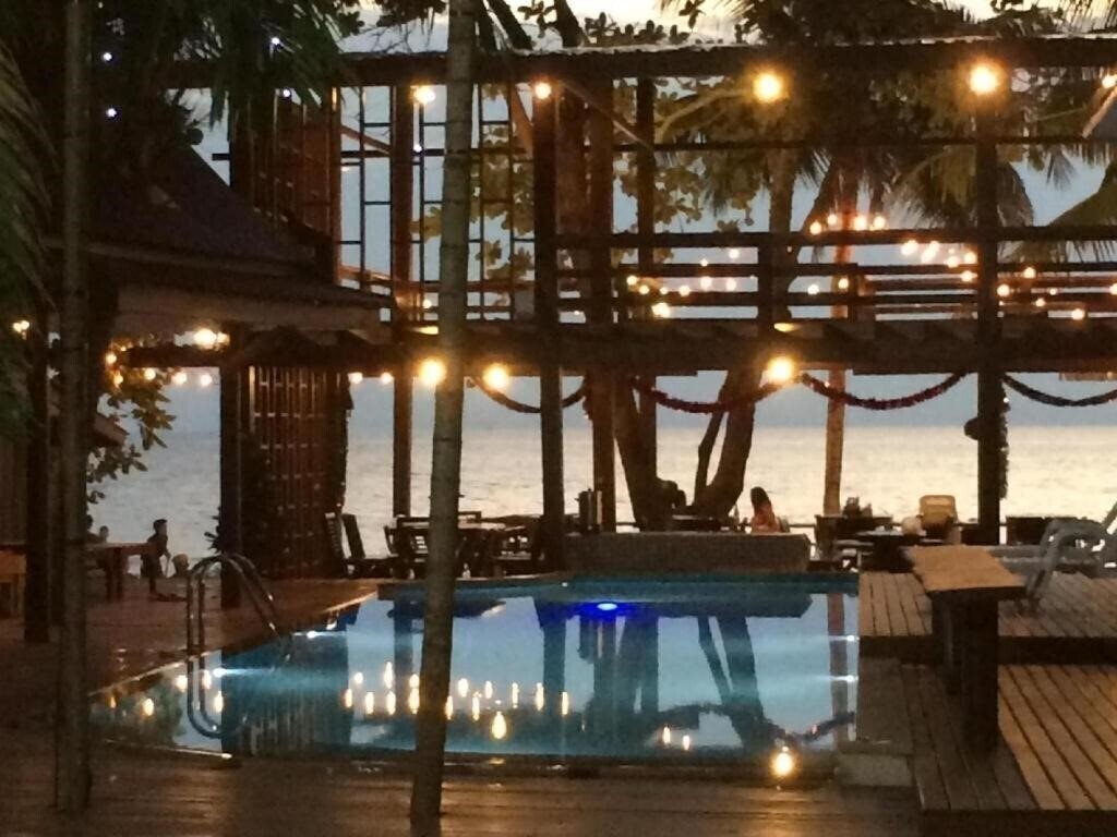Готель Apple Beachfront Resort 3*