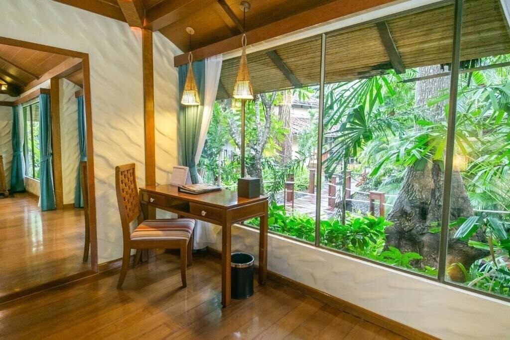 Изображение Koh Chang Tropicana Resort & SPA 4*