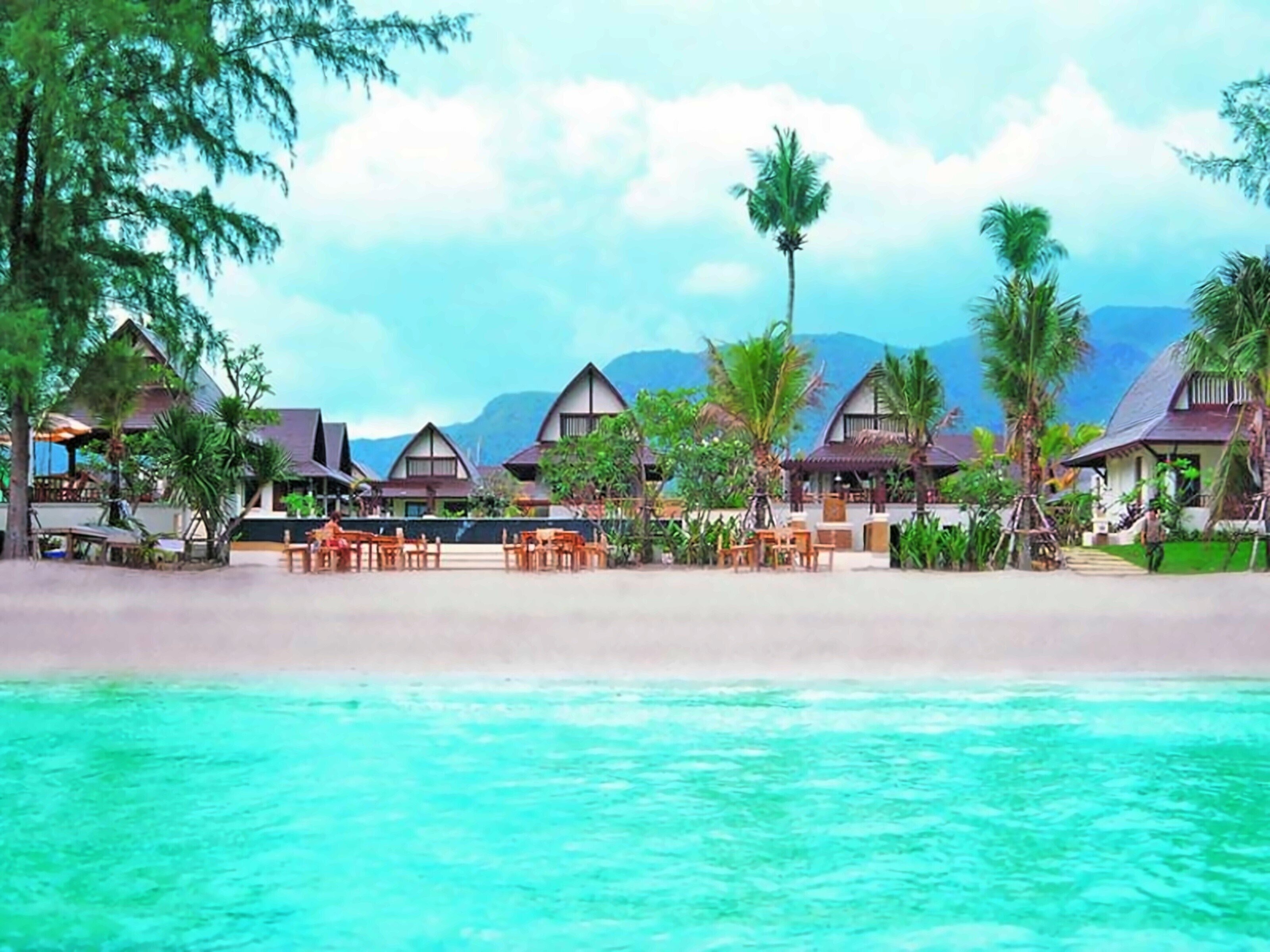 Готель Barali Beach Resort 4*