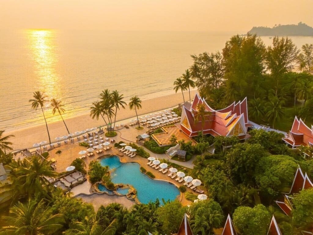 Готель Panviman Koh Chang Resort 4*