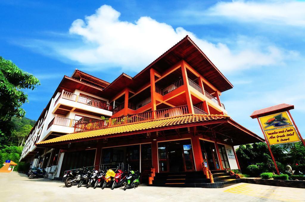 Готель Alina Grande Hotel & Resort 3*