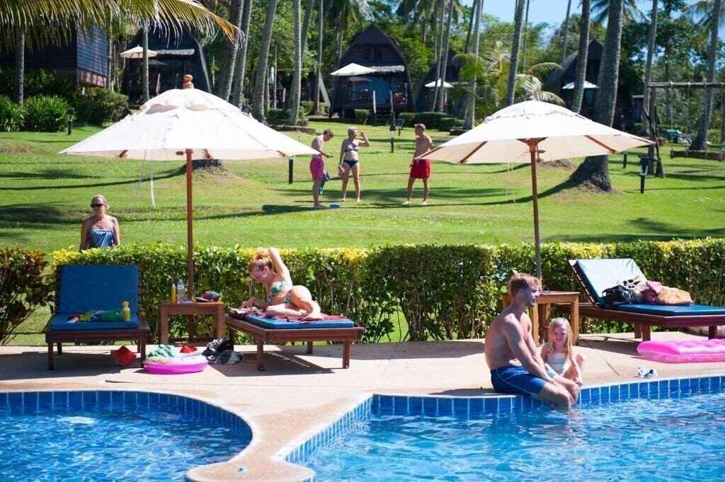 Готель Koh Kood Beach Resort 3*