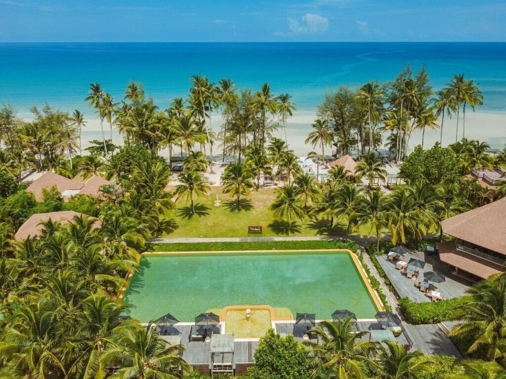 Отель High Season Pool Villa & Spa 5*