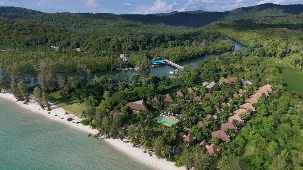 Фото High Season Pool Villa & Spa 5*