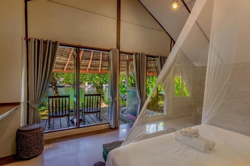 Фото Peter Pan Resort 4*