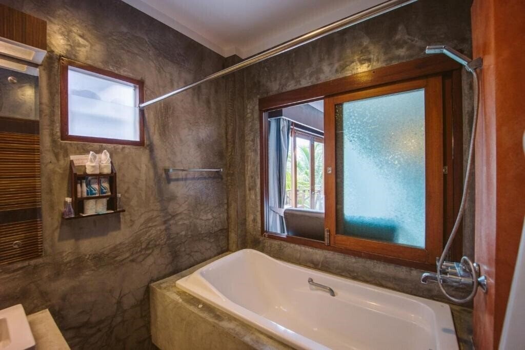 Фотографія Sairee Hut Resort 3*