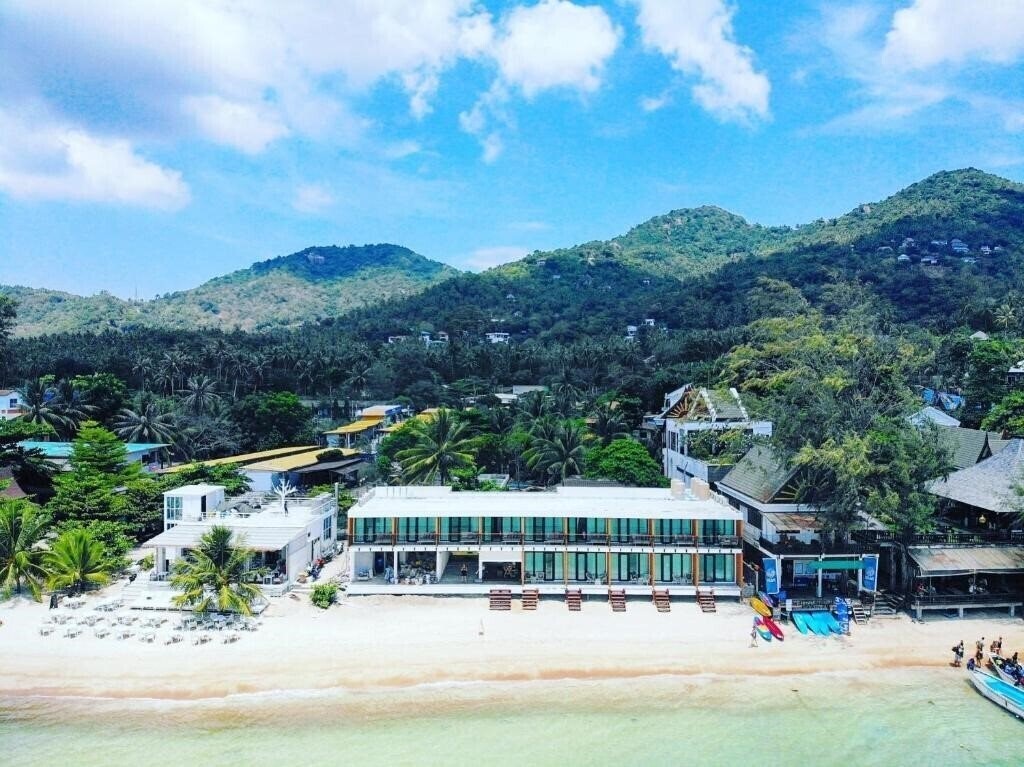 Готель Blue Tao Beach Hotel 3*