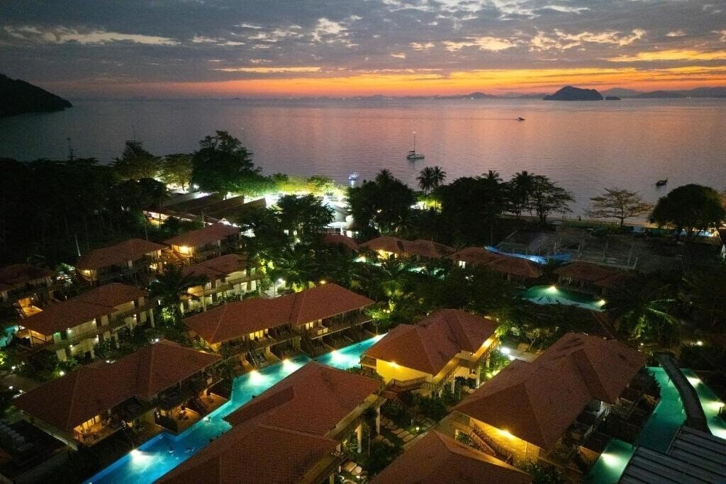 Картинка Blue Bay Resort 4*