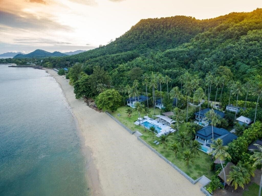 Отель Coastal Escape Koh Yao Noi 5*