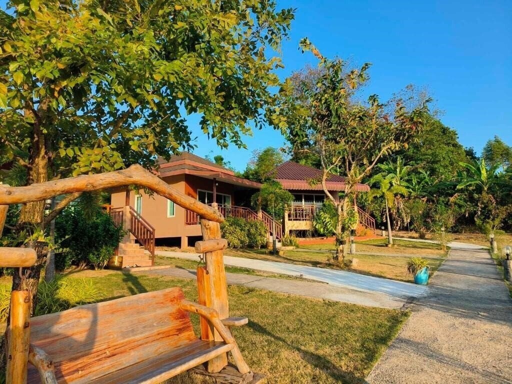 Фото Sunrise Beach Koh Yao Resort 3*
