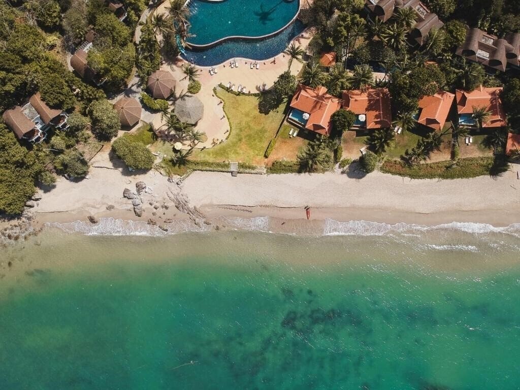 Готель Rawi Warin Resort & SPA 5*
