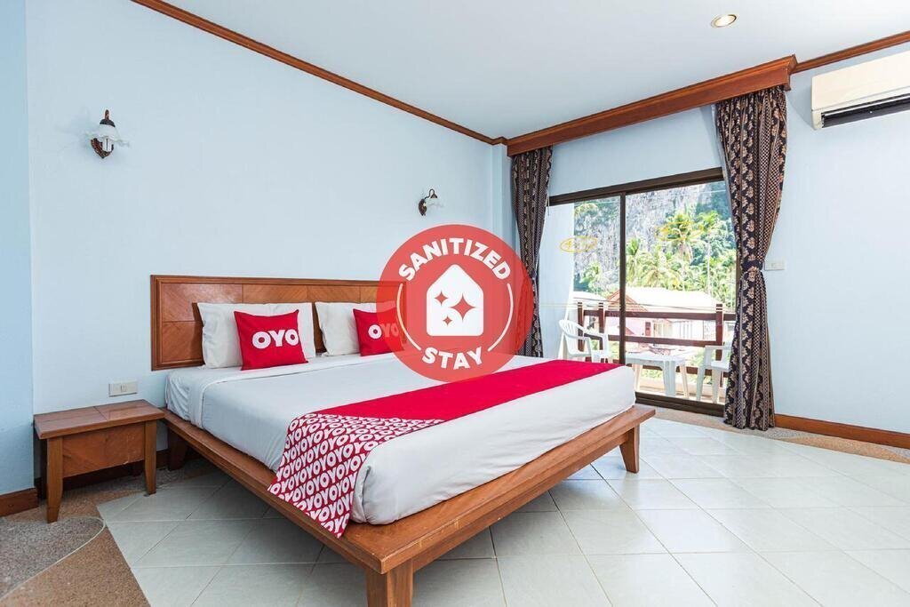 Готель Aonang President Hotel 3*