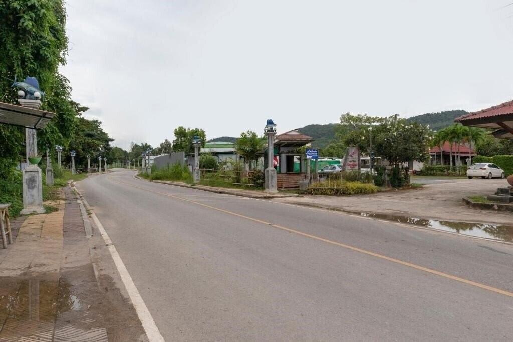 Готель Noppharat Resort 3*