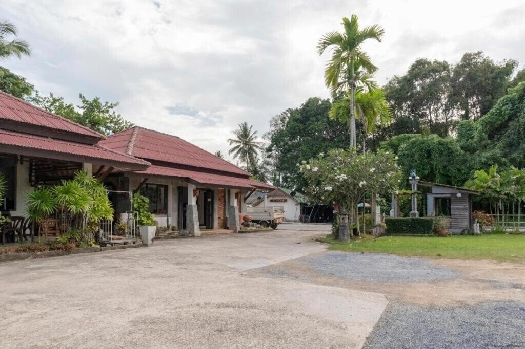 Картинка Noppharat Resort 3*