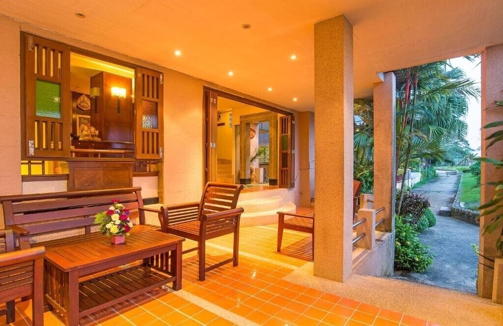 Фотографія Krabi City Seaview Hotel 3*